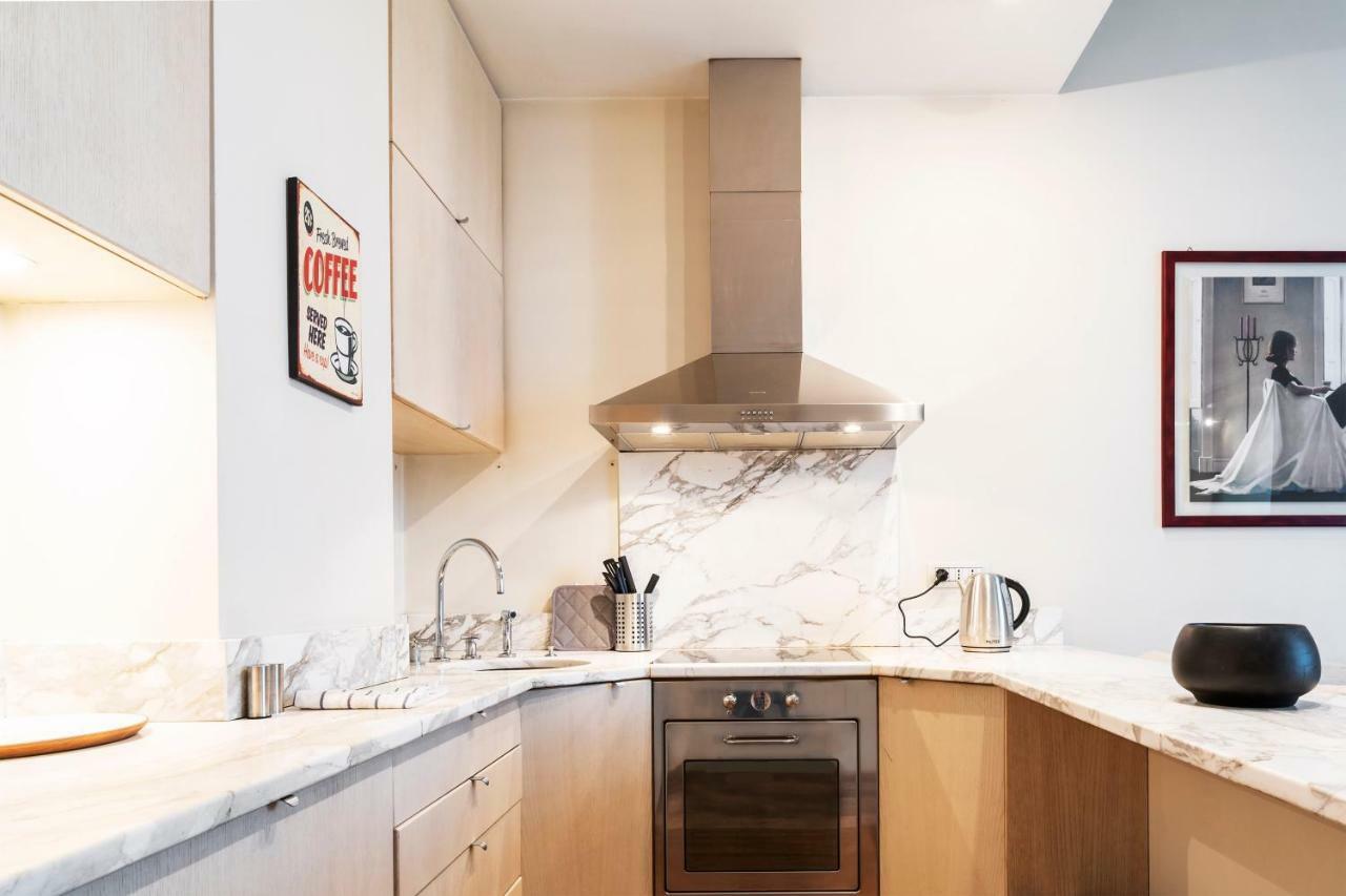 Santo Stefano Luxury Apartment มิลาน ภายนอก รูปภาพ